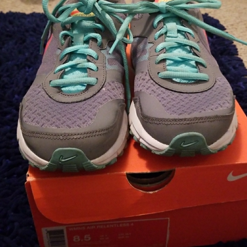 Nike shoes